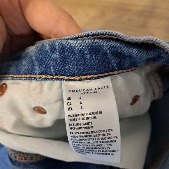 American Eagle 90s Boyfriend High Rise Shorts Size W 27 - Picture 5 of 9